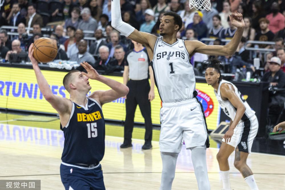 这一冷静的 这一冷静的